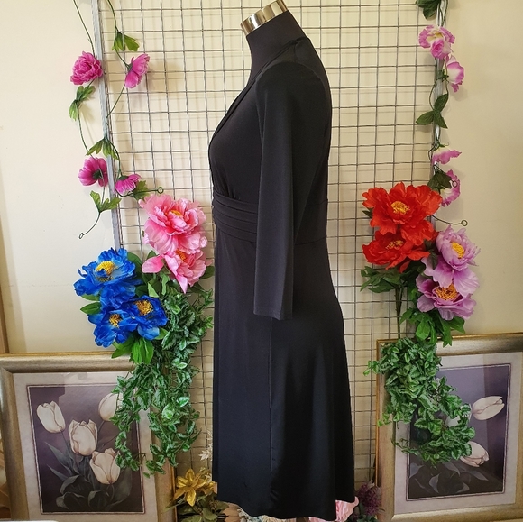 CAPTURE AU12 Dress Black Midi Fit & Flare Empire Waist V-Neck 3/4 Sleeve - NWOT - Picture 5 of 14